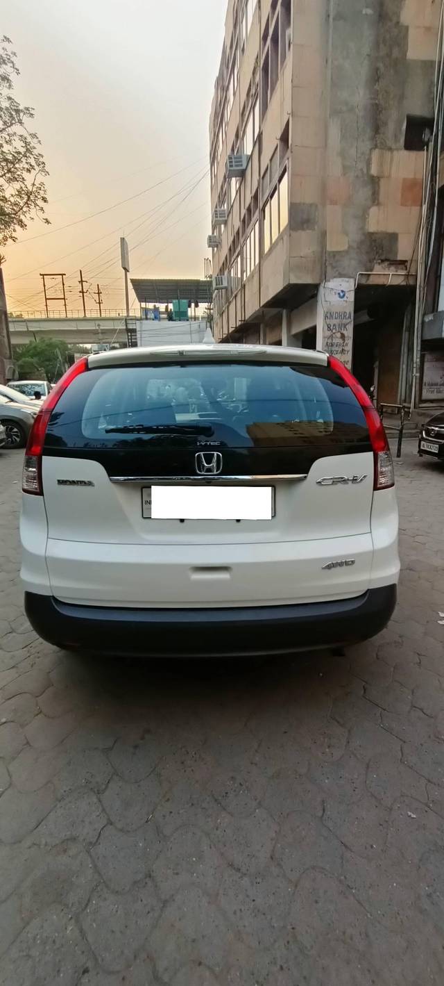 https://images10.gaadi.com/usedcar_image/4541728/original/processed_8f5241693170ac86a4236152e8301566.jpg?imwidth=6401