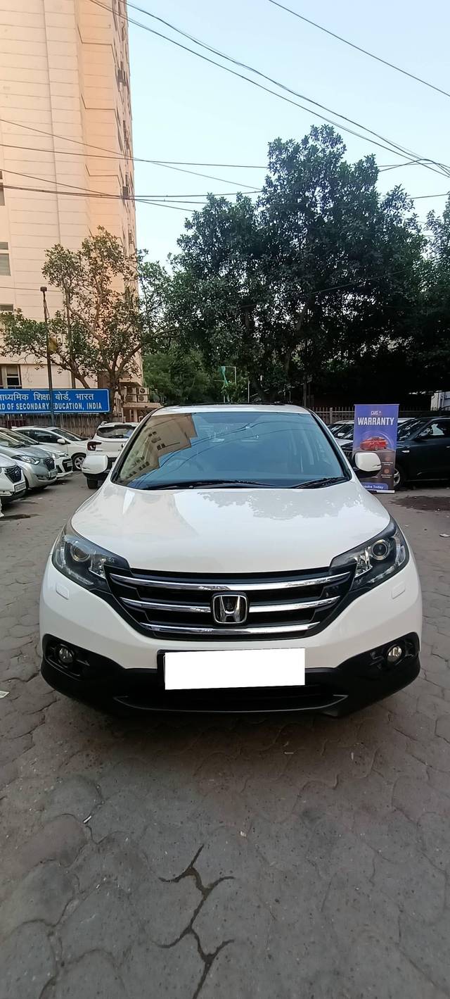 https://images10.gaadi.com/usedcar_image/4541728/original/processed_b8b9170448beffeba496cad966bc46fc.jpg?imwidth=6400
