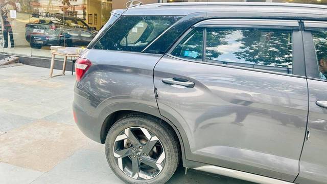 https://images10.gaadi.com/usedcar_image/4541741/original/processed_bbb6f5276938a757f17c6347d9f06615.jpeg?imwidth=6400