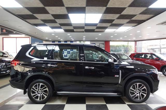 https://images10.gaadi.com/usedcar_image/4541742/original/processed_e1c020a2fe043504b5c07237ac6cd9e2.jpg?imwidth=6401
