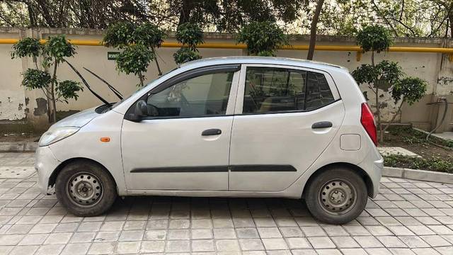 https://images10.gaadi.com/usedcar_image/4541772/original/processed_da0cdf7f-f814-452f-850d-9854d98814d0.jpeg?imwidth=6401