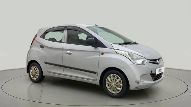https://images10.gaadi.com/usedcar_image/4541775/original/7a693336b5f13e17f1bcc0feee3c7c32.jpg?imwidth=6400