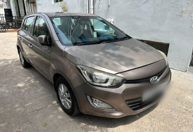 https://images10.gaadi.com/usedcar_image/4541781/original/500ecda5-577c-460f-90dc-1e79506abb5c.?imwidth=6400
