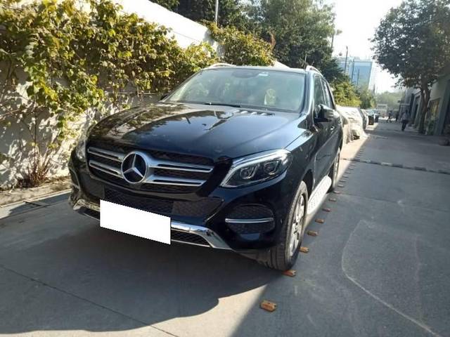 https://images10.gaadi.com/usedcar_image/4541788/original/processed_93629050-b69b-4567-b4ed-3d3922a051c1.jpg?imwidth=6402