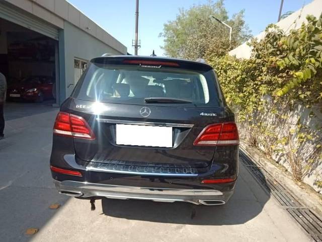 https://images10.gaadi.com/usedcar_image/4541788/original/processed_e48b600f-93c6-4c35-ab5e-a4ba2b9964e4.jpg?imwidth=6401