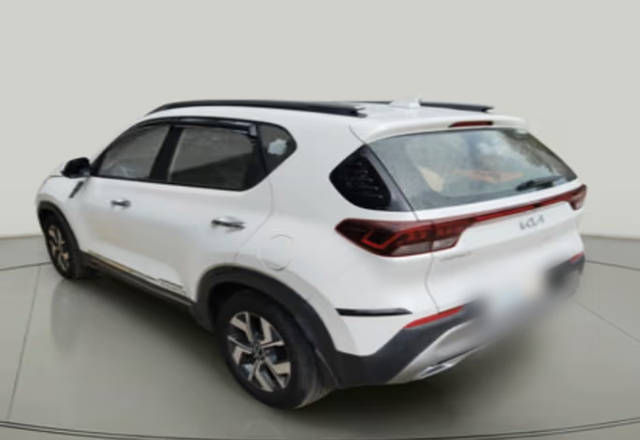 https://images10.gaadi.com/usedcar_image/4541803/original/9d9c731b-af8a-4c05-ae94-21972dbc0fcf.?imwidth=6401
