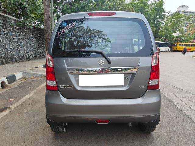 https://images10.gaadi.com/usedcar_image/4541876/original/processed_52ca9a1acafdfd47ab3eff545122c2d2.jpg?imwidth=6402