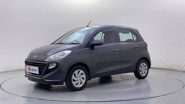 https://images10.gaadi.com/usedcar_image/4541877/original/ad5175e3cbf010b2ccb14e916da0cc04.JPG?imwidth=6400