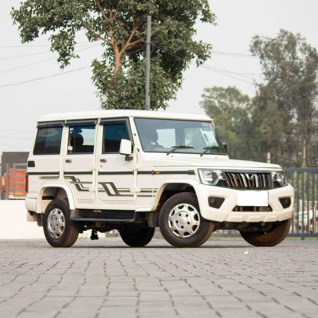 https://images10.gaadi.com/usedcar_image/4541895/original/processed_eae1938e230aa86cbbf3172ce8741134.jpg?imwidth=6400