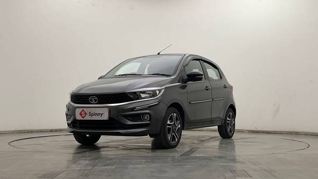 https://images10.gaadi.com/usedcar_image/4541900/original/bc97b2d3037f163f6bd610665f72e0c5.JPG?imwidth=6400