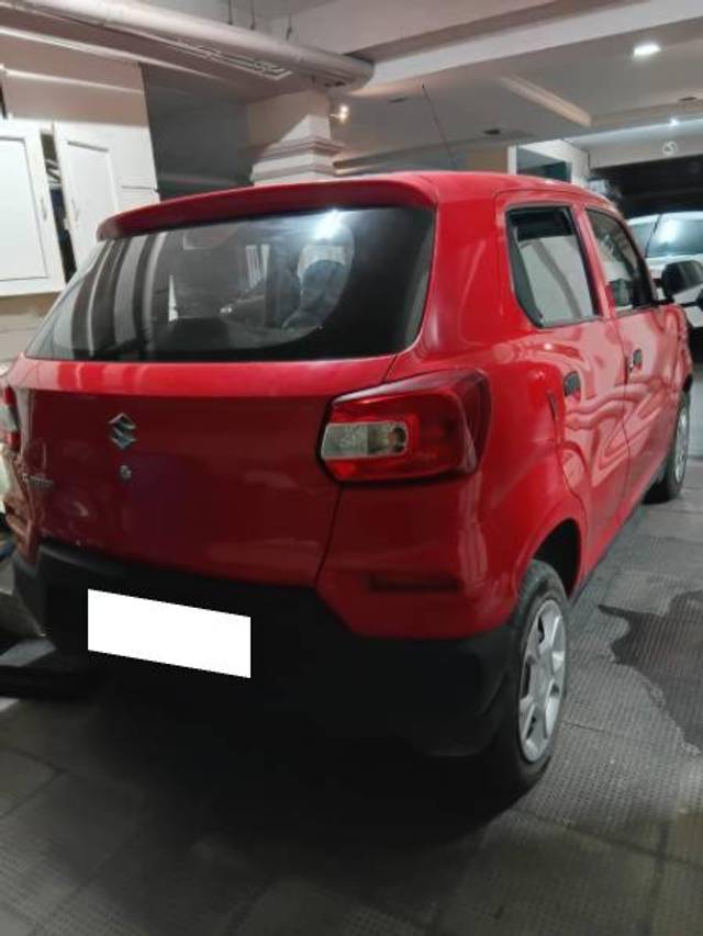 https://images10.gaadi.com/usedcar_image/4541905/original/processed_a898a118-516e-47d9-a766-6bd6dc101ad6.jpg?imwidth=6401