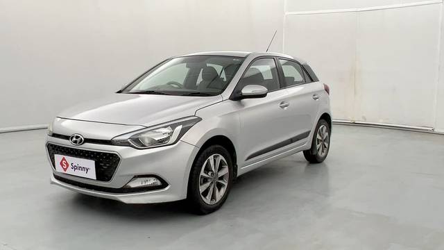 https://images10.gaadi.com/usedcar_image/4541920/original/1b568aa5de631d23ee5482ebaee1a7b8.JPG?imwidth=6400