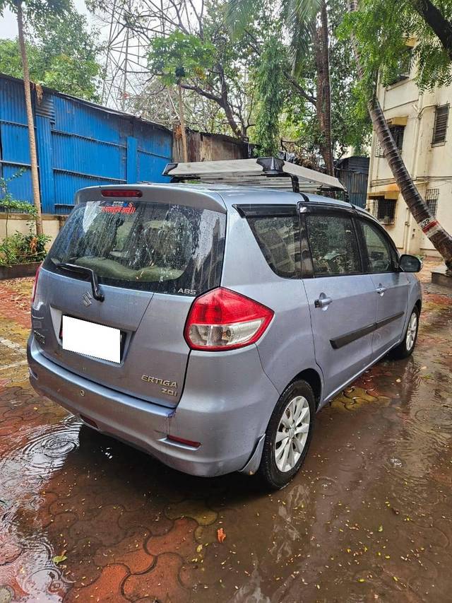 https://images10.gaadi.com/usedcar_image/4541921/original/processed_1d587d1215275cf6437dffcae099fc6f.jpg?imwidth=6402