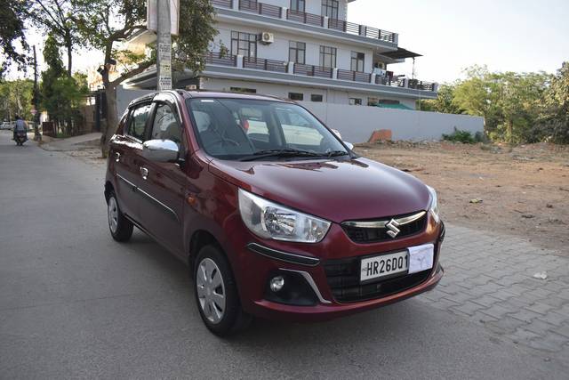 https://images10.gaadi.com/usedcar_image/4541952/original/e54d0b1199a048b35ac36ddb4313dcaa.jpg?imwidth=6400