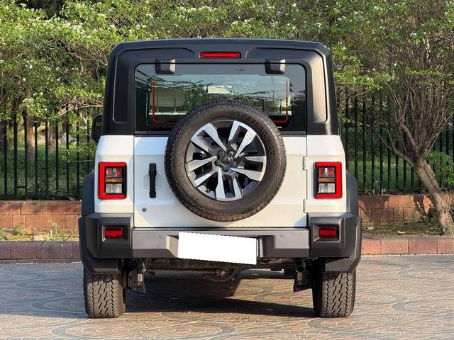 https://images10.gaadi.com/usedcar_image/4541972/original/processed_5569875e210b5cc3e894c0435292cbe7.jpg?imwidth=6402