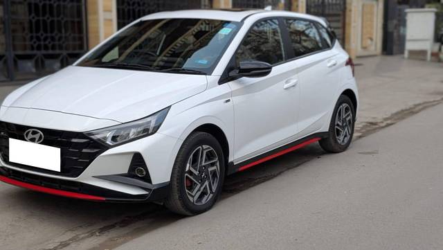 https://images10.gaadi.com/usedcar_image/4542026/original/processed_5068266c547d343ec950653d5c45b299.jpg?imwidth=6400