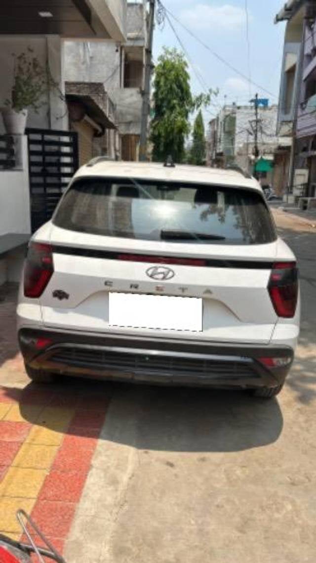 https://images10.gaadi.com/usedcar_image/4542029/original/processed_2f8831d4-e3fa-470e-b822-8d78845f90a6.jpeg?imwidth=6401