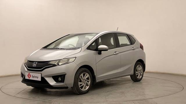 https://images10.gaadi.com/usedcar_image/4542043/original/e016360dc1994de00b279232e1e25fbb.JPG?imwidth=6400