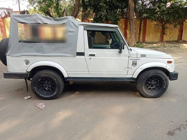 https://images10.gaadi.com/usedcar_image/4542064/original/processed_9b0948086319dc44e66f35e82007c2bf.jpeg?imwidth=6401