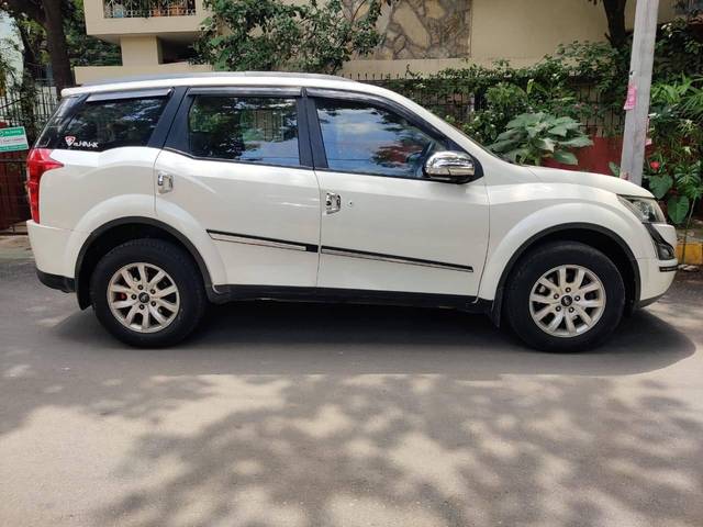 https://images10.gaadi.com/usedcar_image/4542141/original/processed_8e52a9e4fde7d114969436c4a3726ce8.jpg?imwidth=6401