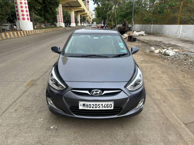 https://images10.gaadi.com/usedcar_image/4542166/original/processed_361be54d7b534974e9314c3379cedc43.jpg?imwidth=6400