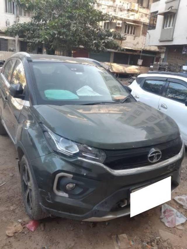 https://images10.gaadi.com/usedcar_image/4542178/original/processed_36ed83c2-6cf2-40c9-abf8-8c00bc137c06.jpg?imwidth=6400