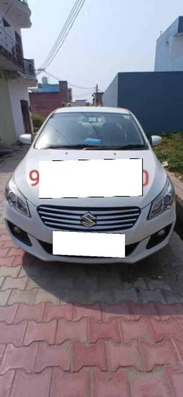https://images10.gaadi.com/usedcar_image/4542217/original/processed_ca4a4180-1c34-4f0b-a912-6540b24eaf13.jpg?imwidth=6400