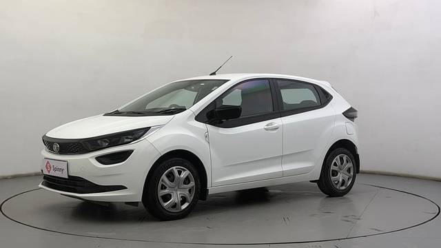 https://images10.gaadi.com/usedcar_image/4542223/original/21d34dd1e84bde7c922ca499108c99ee.JPG?imwidth=6400