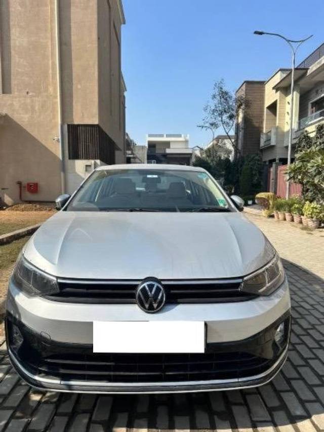https://images10.gaadi.com/usedcar_image/4542236/original/processed_47b461d1-2668-43ab-a9d5-7e0433dd09b0.jpeg?imwidth=6400