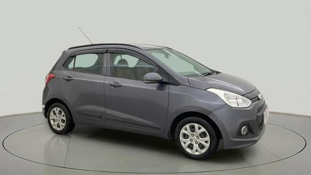 https://images10.gaadi.com/usedcar_image/4542250/original/070e86e714330c49fbf09a3bde104ed7.jpg?imwidth=6400