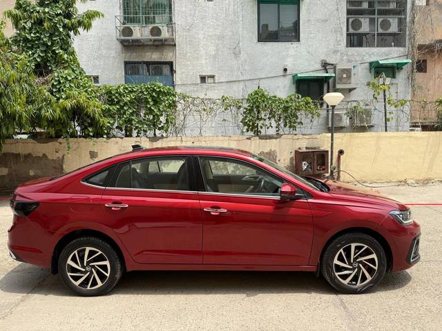 https://images10.gaadi.com/usedcar_image/4542251/original/8a89ee0a8a385a6e3910efe4896a988d.jpg?imwidth=6402