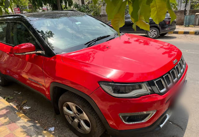 https://images10.gaadi.com/usedcar_image/4542283/original/1af2bf77-608a-4b4a-acff-9d84d5a17b94.?imwidth=6400