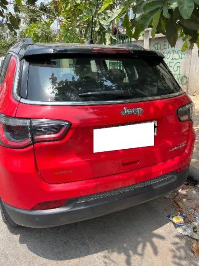 https://images10.gaadi.com/usedcar_image/4542283/original/processed_ca114ba8-3aaf-4e32-9dd0-7b3ad0bd8316.jpeg?imwidth=6401