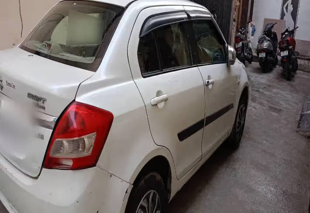https://images10.gaadi.com/usedcar_image/4542290/original/e87671f6-43e1-4a28-9904-c6dd2700a3a8.?imwidth=6402