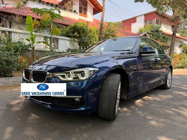 https://images10.gaadi.com/usedcar_image/4542310/original/processed_0c02526219dbb58203131e89b8c62ac3.jpg?imwidth=6400