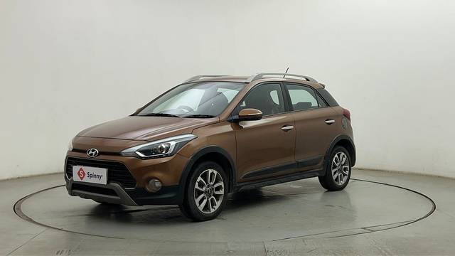 https://images10.gaadi.com/usedcar_image/4542312/original/1c79374991cec0c74c19e7866251b087.JPG?imwidth=6400
