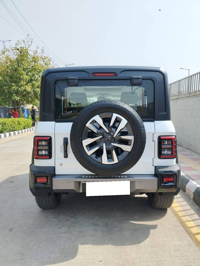 https://images10.gaadi.com/usedcar_image/4542325/original/processed_e1446e22193f9e142b37193f8a41057f.jpg?imwidth=6402