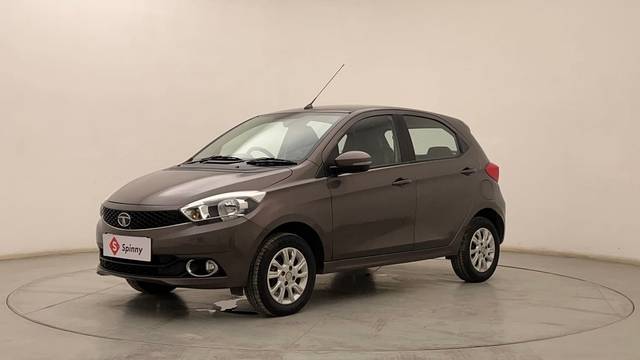https://images10.gaadi.com/usedcar_image/4542328/original/55dceb56bcc0649a0239ee7c8d8d8f3b.JPG?imwidth=6400