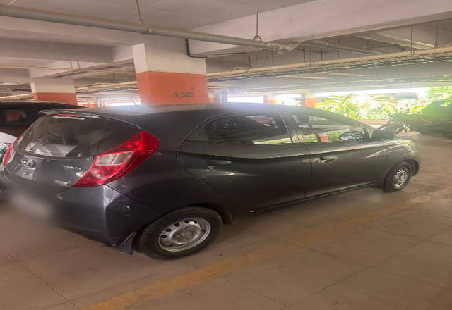 https://images10.gaadi.com/usedcar_image/4542343/original/4169fed2-9a1f-4d6a-99d4-d3d6235611be.?imwidth=6401