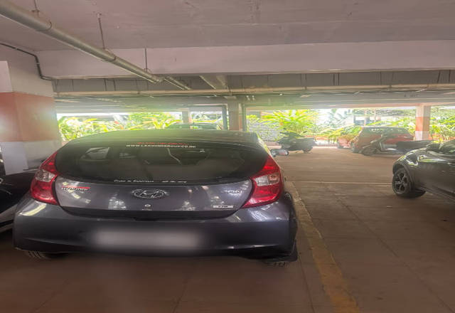 https://images10.gaadi.com/usedcar_image/4542343/original/78658494-d889-44b8-b4e9-5d8531caaab4.?imwidth=6402