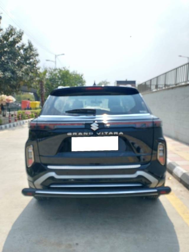 https://images10.gaadi.com/usedcar_image/4542392/original/processed_45ed7ec10d48cbae917efcea9c7e59eb.jpg?imwidth=6402
