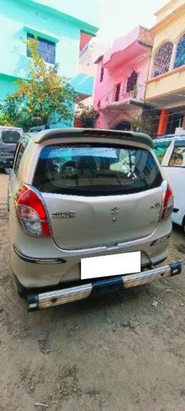 https://images10.gaadi.com/usedcar_image/4542398/original/processed_44cf1121-64cf-49c4-95ba-0aa0dba719bc.jpg?imwidth=6401