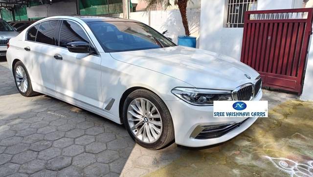 https://images10.gaadi.com/usedcar_image/4542400/original/processed_e321f0fad2ca0c8a8c47ad6ef3df9c31.jpeg?imwidth=6400