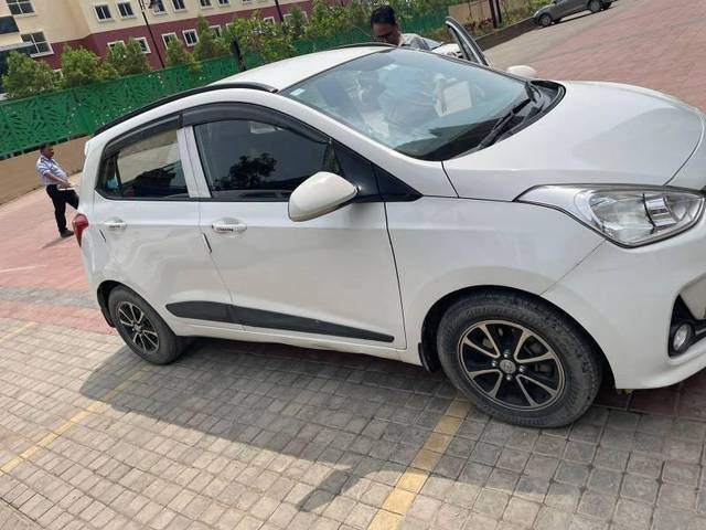 https://images10.gaadi.com/usedcar_image/4542455/original/processed_8062852b-da94-4fb9-9178-8d7e657f6b99.jpeg?imwidth=6400