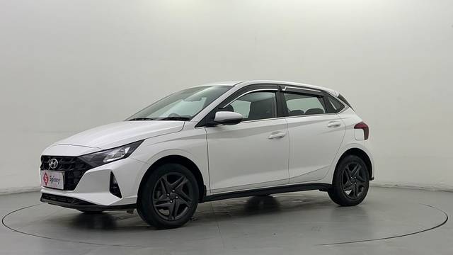 https://images10.gaadi.com/usedcar_image/4542458/original/c616bff49d54a9a48a8f4e9a33100ce9.JPG?imwidth=6400