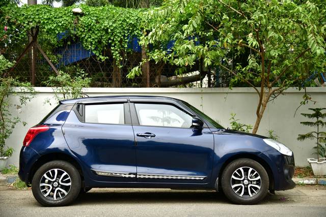 https://images10.gaadi.com/usedcar_image/4542465/original/f0549ac80d69fd3efa099f2ee726c4e7.jpg?imwidth=6401