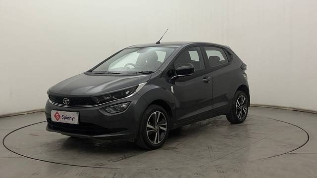 https://images10.gaadi.com/usedcar_image/4542490/original/70f9338f1f10e26d845183238a1a8c78.JPG?imwidth=6400