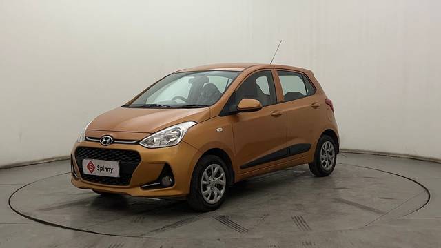 https://images10.gaadi.com/usedcar_image/4542495/original/87359bb6199afcf5abf4aa054f316ccf.JPG?imwidth=6400