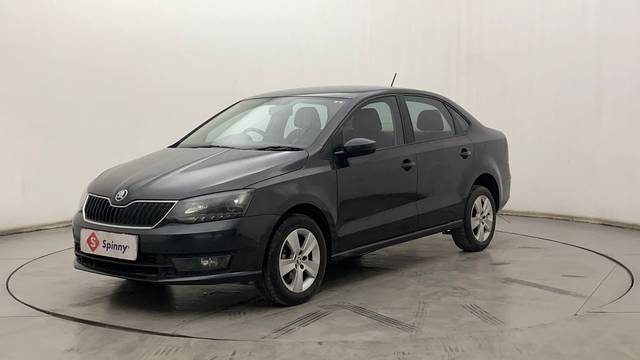 https://images10.gaadi.com/usedcar_image/4542500/original/2fc1568a04faf118ee05a6cdbe8abb6c.JPG?imwidth=6400