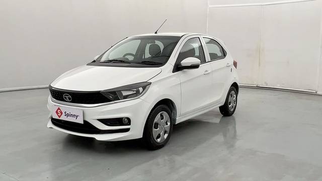 https://images10.gaadi.com/usedcar_image/4542520/original/9e20e281dd44c8b41c4cdfd8f7d9c648.JPG?imwidth=6400